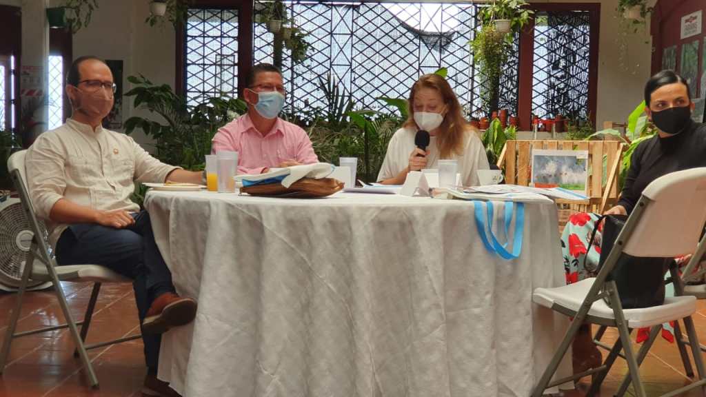 Emprendedoras de Limón reciben apoyo económico para impulsar iniciativas&nbsp;productivas